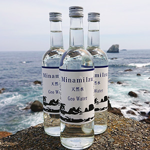 MinamiIzu 天然水　Geo　Water
